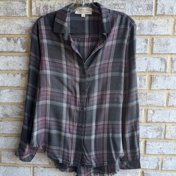 cloth & stone Tops - Cloth & Stone Long Sleeve Button Up Collared Plaid Raw Hem Shirt Women's Size XS
